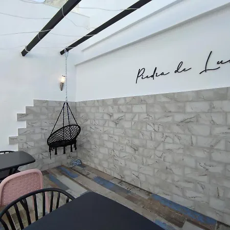 Konukevi Piedra De Luna 3*